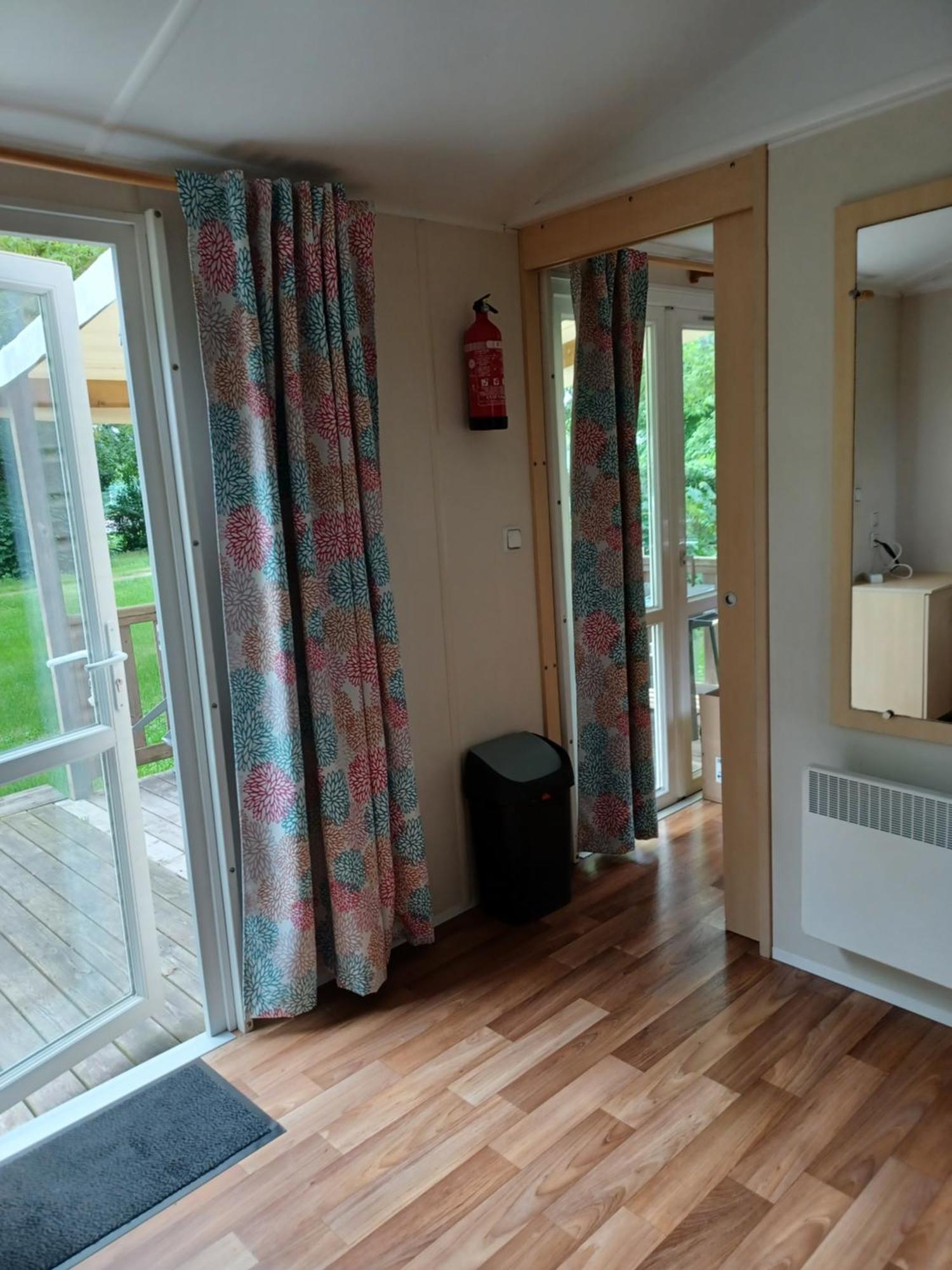 Camping Le Vallage Attigny Esterno foto